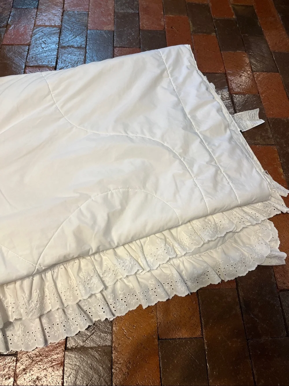 Vintage Custom designs 60” X 94”white ruffled Cottage core daybed comforter 3090